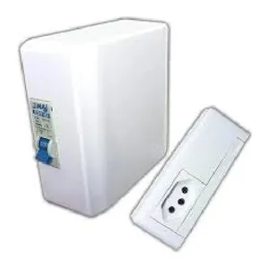 CD PVC PARA AR C/ TOMADA 20A EMBUTIR/SOBREPOR