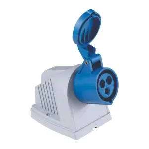 TOMADA INDUSTRIAL 2P+T BLINDADO 16A 220V 6H